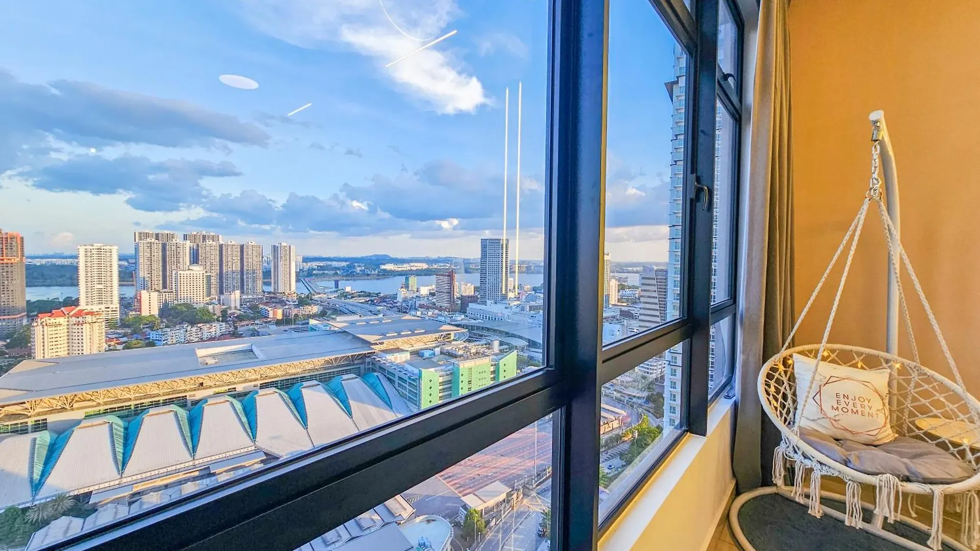 Twin Tower Residence By Nest Home【5 Mins Walk To Ciq】 Johor Bahru Apartment