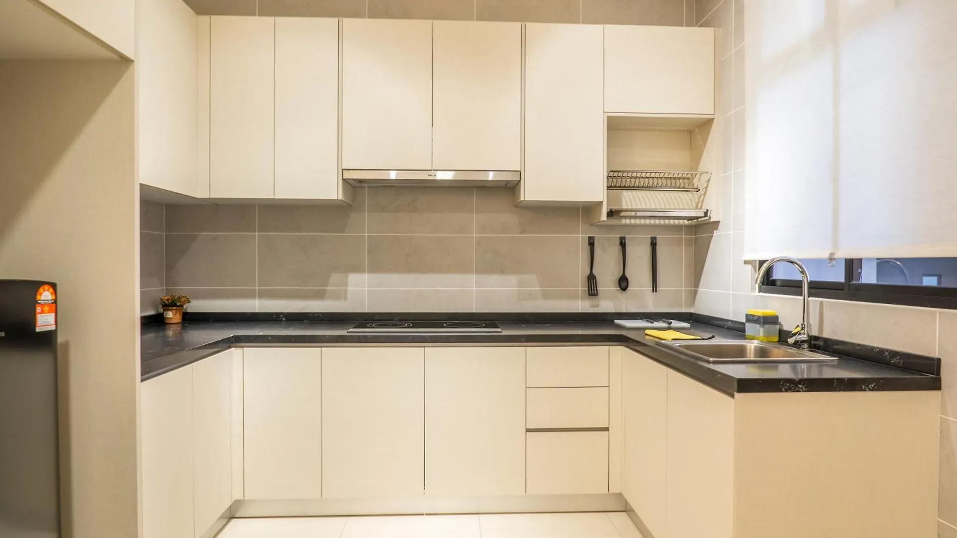 Twin Tower Residence By Nest Home【5 Mins Walk To Ciq】 Johor Bahru