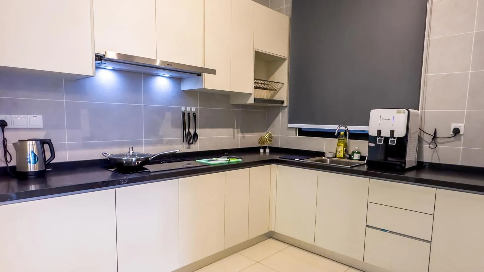 Twin Tower Residence By Nest Home【5 Mins Walk To Ciq】 Johor Bahru Malaysia