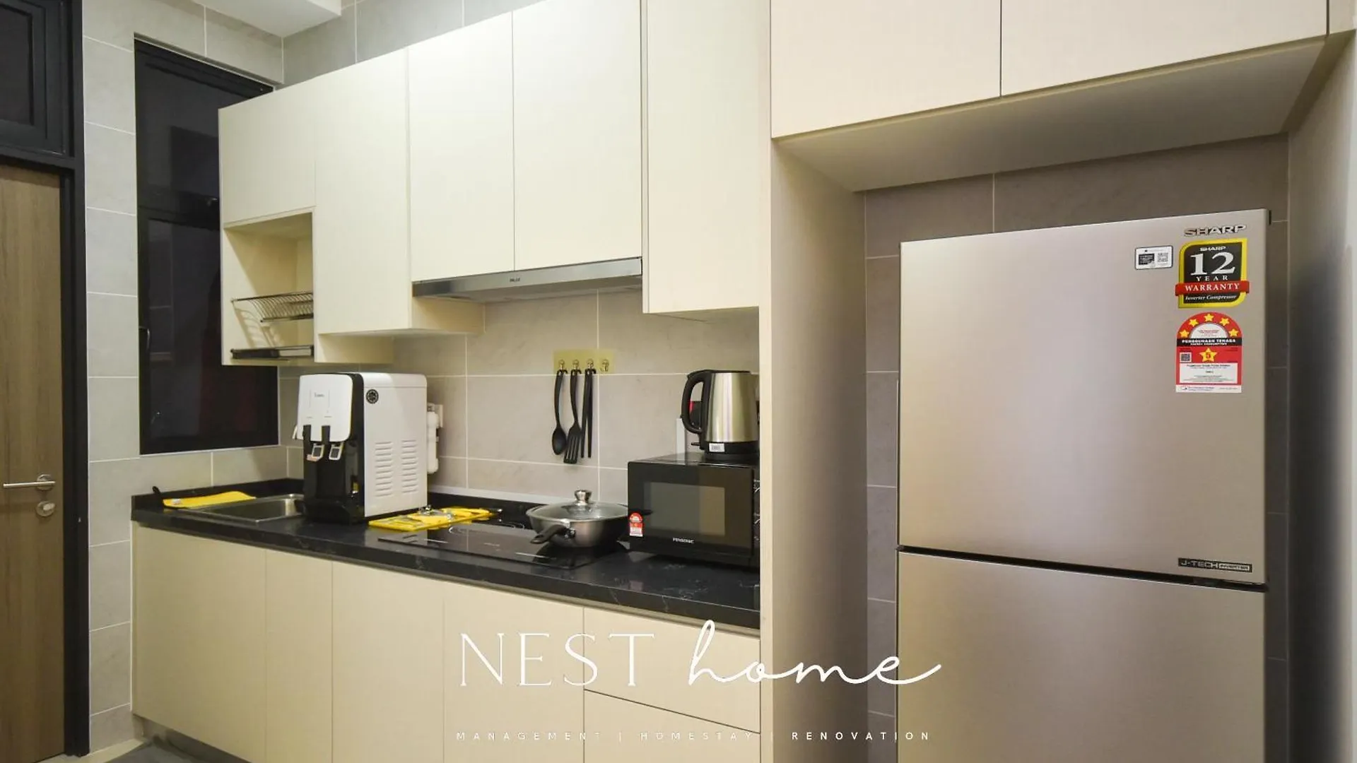 Twin Tower Residence By Nest Home【5 Mins Walk To Ciq】 Johor Bahru Apartment